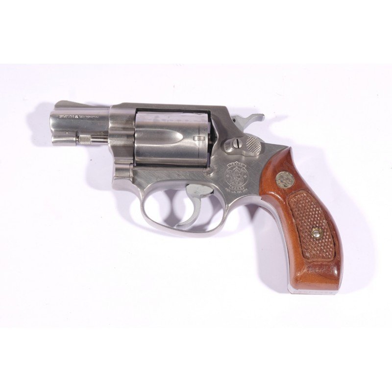 S&W MODEL 60, Cal. .38 Spl  2"