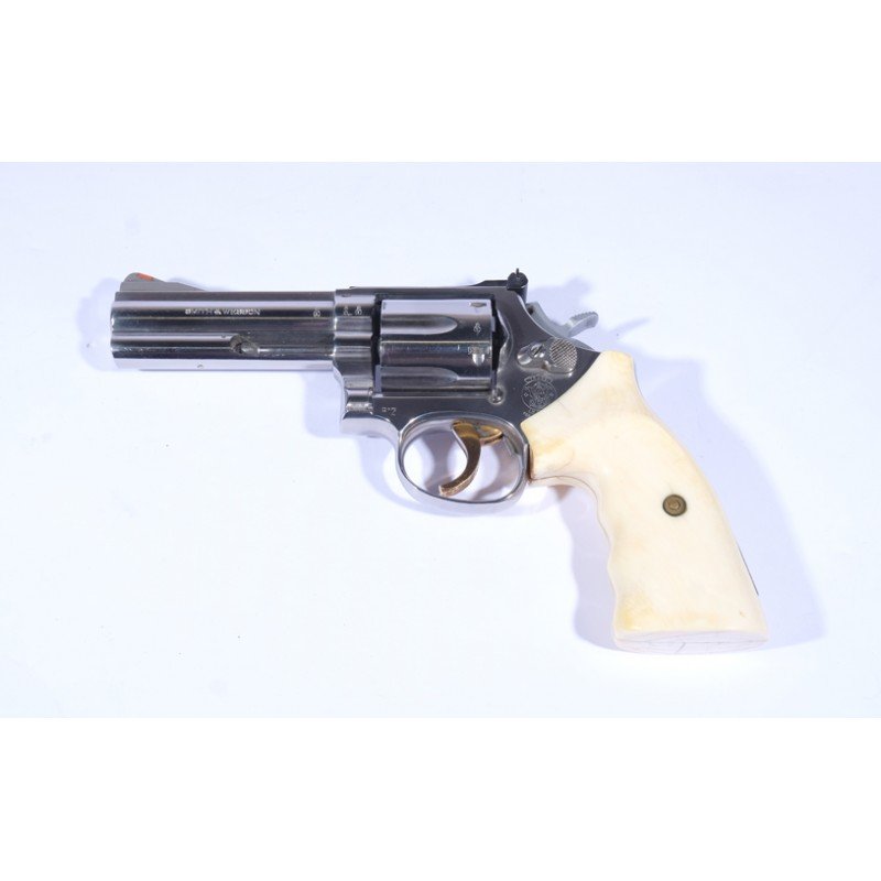 S&W 357 MAGNUM, Cal. .357 Mg  4"